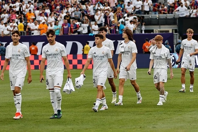 Real Madrid luôn "bật đèn xanh" nếu các cầu thủ trẻ do họ tự đào tạo muốn ra đi.